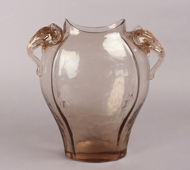 Elephant vase by Eugène Rousseau and Ernest Leveille